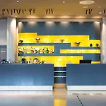 コンフォート エアポート ホテル 4*