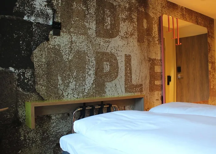 Comfort Airport מלון 4*