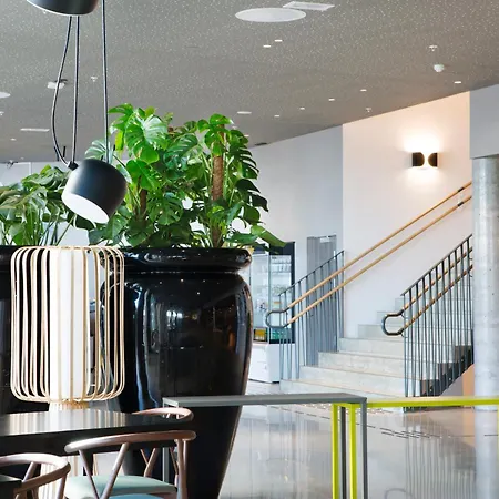 卑尔根机场北欧之选酒店 4*