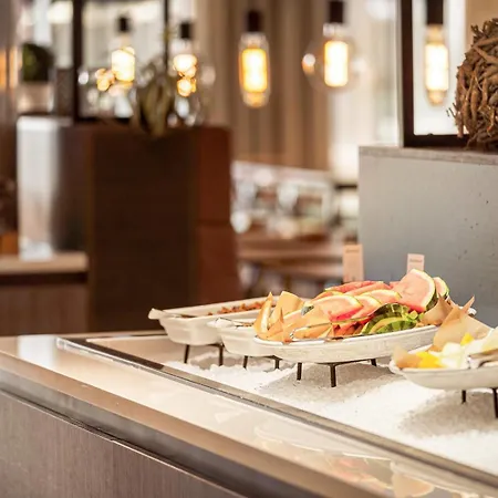 卑尔根机场北欧之选酒店 4*