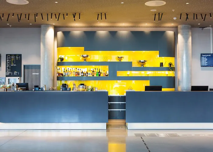 Comfort Airport Hotel 4*