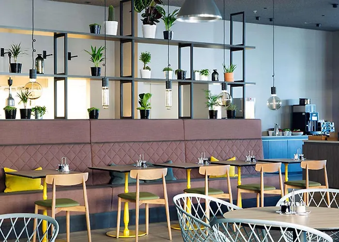 Comfort Airport Hotel 4*