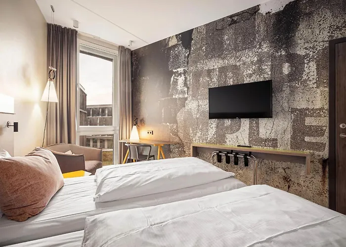 Hotel Comfort Airport 4*