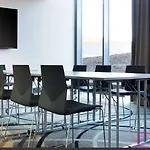 Hotel Comfort Airport 4*